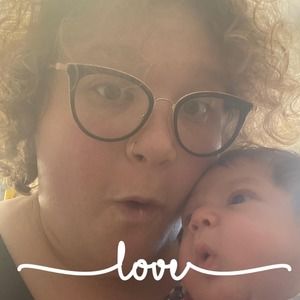 Meet your Posher, Caitlyn